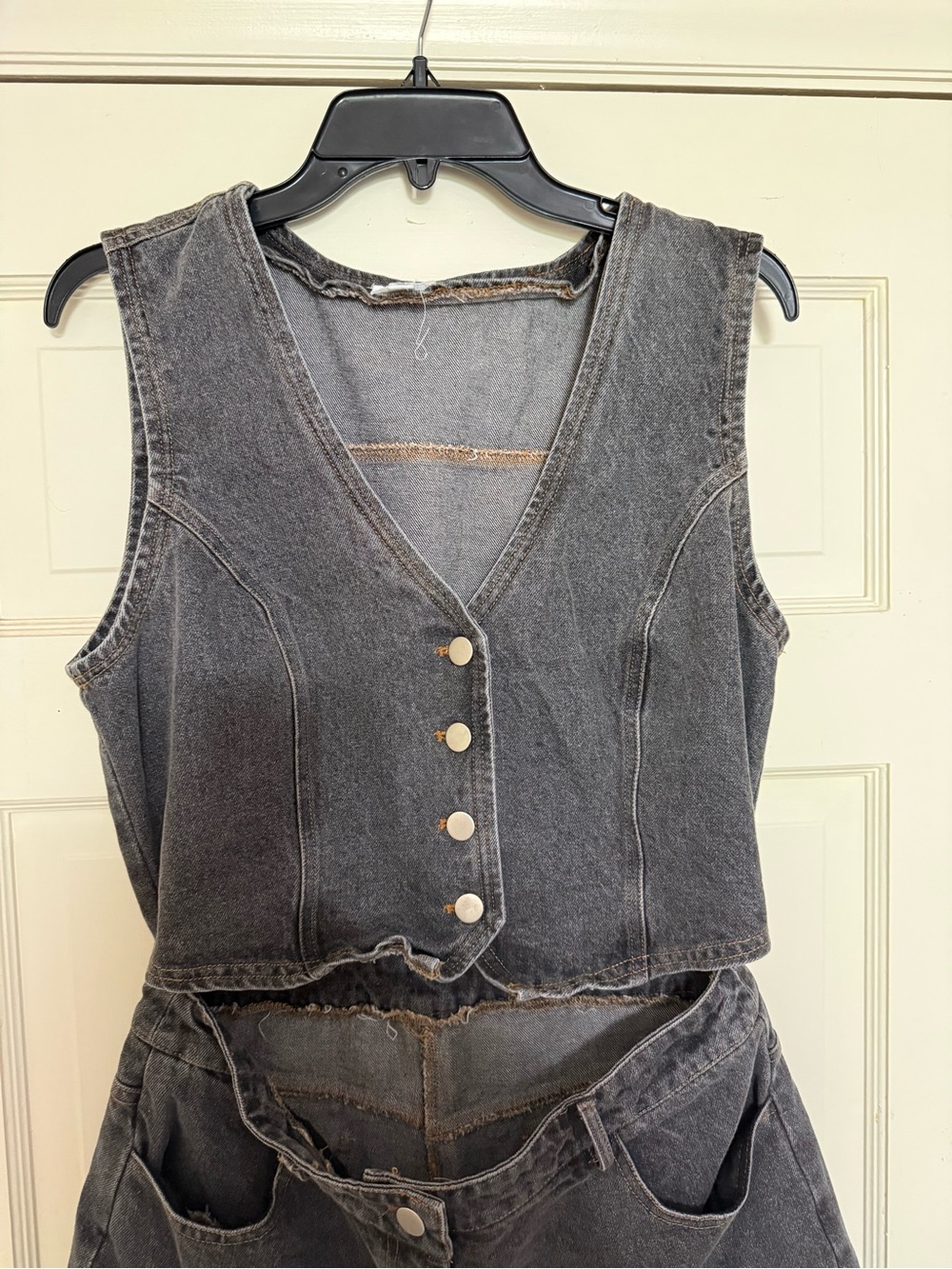 Le Lis Black Denim Romper - L - Picture 3 of 5